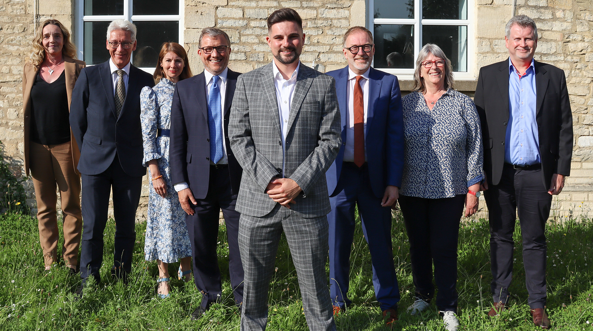 roles and responsibilities Cotswold District Council